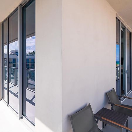 Costa Hollywood Beach Resort - An All Suite Hotel Exterior photo